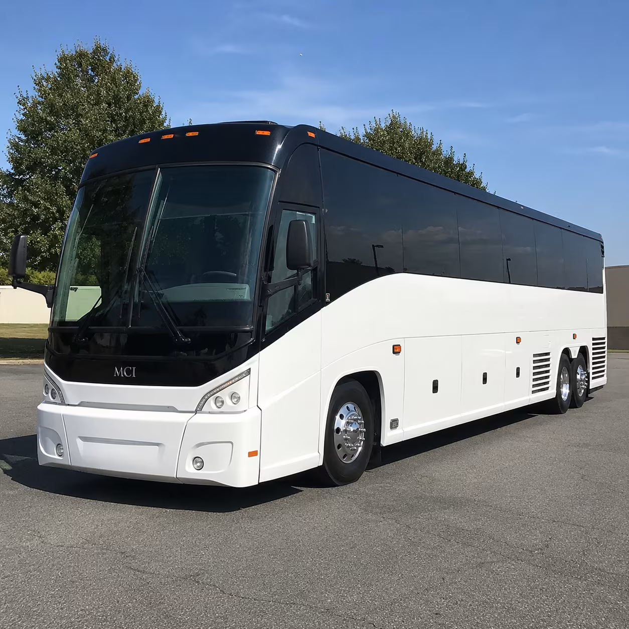 hotel and resort shuttle buses to detroit metro airport from waterford